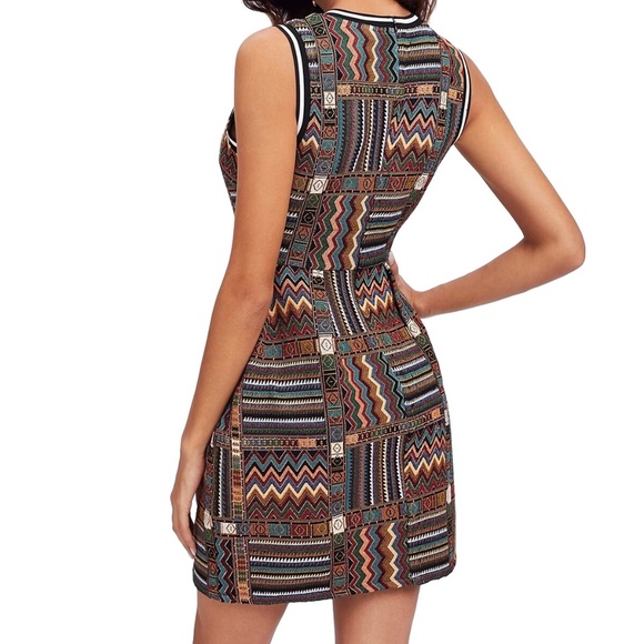HP💥 Tribal Print Weaved Sheath Dress - Picture 4 of 7